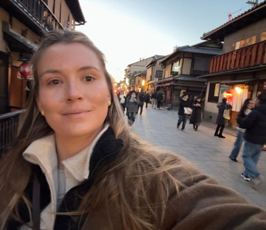 Nina je došla u restoran da iznenadi muža, pa ga zatekla s devojkom: Prizor koji ga je dočekao kad se vratio kući biće mu trauma dok je živ