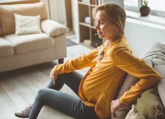 Ana (21) 4 nedelje pred porođaj saznala da je trudna: Mislila da se malo ugojila, kada je otišla na pregled reči lekara je šokirale