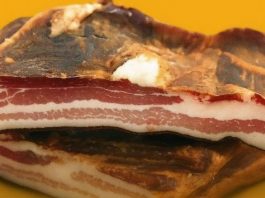 Nakon ovog ćete odmah narezati slaninu: Evo zašto je trebamo jesti češće!