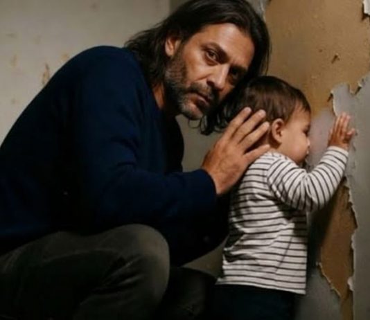 Moje jednogodišnje dijete stalno je bilo priljubljeno uz zid. Razlog me skoro slomio kao oca ☹️🤔