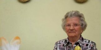 BAKA (85) SVAKI DAN JEDE 2 KAŠIKE OVE SMJESE: Nikad nije imala visok pritisak i holesterol! (RECEPT)