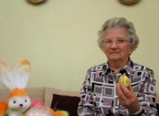 BAKA (85) SVAKI DAN JEDE 2 KAŠIKE OVE SMJESE: Nikad nije imala visok pritisak i holesterol! (RECEPT)