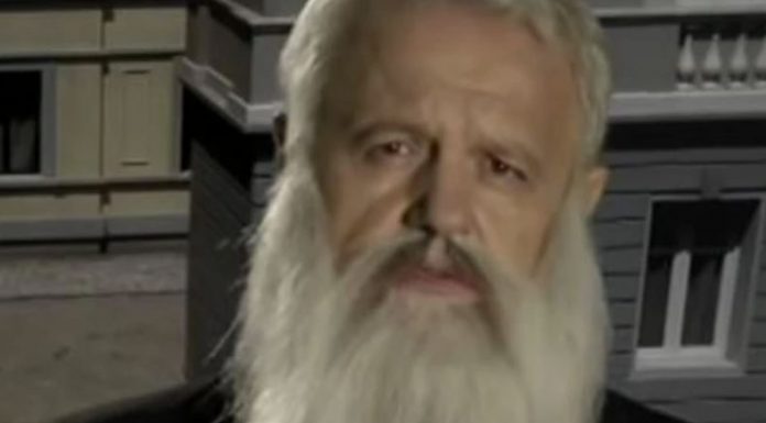 Varao narod na osnovu očevog imena, skidao se go, pregazio dete i nije odgovarao, a ljubavnice ga jurile: On je bio najbahatiji sin našeg političara