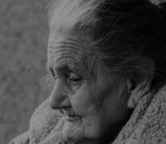 S kim bi starije osobe trebale živjeti, posebno nakon 70 godina?