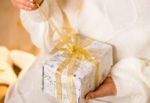 POKLONE OD OVIH LJUDI TREBA ODMAH BACITI ILI SPALITI: Nikako ih ne unosite u kuću