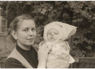 Marinu su kao bebu ostavili na stepeništu policije: 60 godina kasnije je saznala istinu o majci i pravom imenu