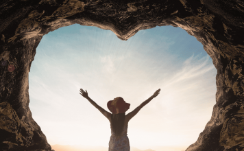 Žensku djecu treba od rođenja učiti da vole prvo sebe pa sve ostale. – Psiholog otkriva 5 mudrih lekcija za sve žene