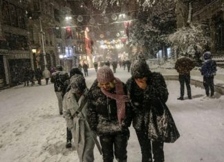 U Srbiju i regijon stiže olujna košava sa orkanskim udarima 100km/h! Izašla je prognoza za februar, i nije dobro!