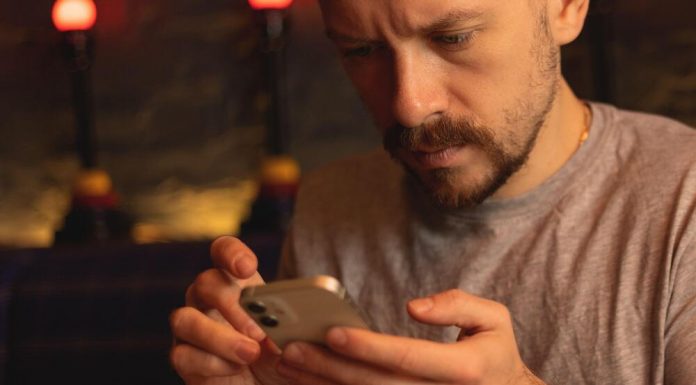 Jednostavan trik da vidite s kim se vaš partner dopisuje: Ne treba vam ni lozinka ni aplikacija