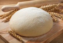 Zaboravite kvasac: Tajni trik pekara za tijesto mekše od oblaka – ostaje savršeno svježe i treći dan