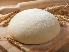 Zaboravite kvasac: Tajni trik pekara za tijesto mekše od oblaka – ostaje savršeno svježe i treći dan