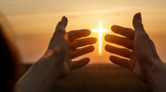 MOLITVA KOJA DJELUJE ODMAH: Kad izgovorite ove riječi dolazi veliki mir i zadovoljstvo