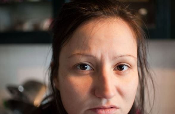 Godinu dana sam brinula o bolesnom mužu i menjala mu kateter: Čim je ozdravio i stao na noge, rekao mi je “Stara si, zaslužujem bolje”