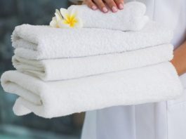 UBACITE OVAJ SASTOJAK U MAŠINU I GOTOVO: Najprostiji i najjeftiniji trik da vešu VRATITE IZGUBLJENU BJELINU, a peškiri će biti premekani