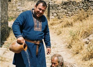 „Snaga Ljubaznosti: Kako Jedan Čin Može Promijeniti Sudbinu“