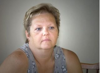 Žena iz Konjević Polja bacila svoju decu, da bi mogla da se preuda: Nakon par godina sina je srela ispred prodavnice i šokirala ga reakcijom