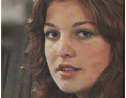 OVA FOTOGRAFIJA JE NASTALA 1974. GODINE: Da li prepoznajete pjevačicu na slici, NEMA OSOBE NA BALKANU KOJA NE ZNA NJENE PJESME