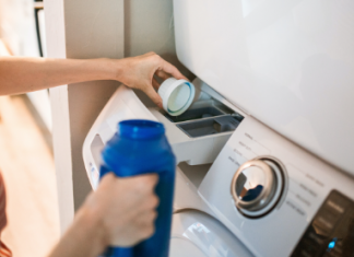 OMEKŠIVAČ SIPAJTE OVAKO I VEŠ ĆE MIRISATI 7 DANA: Tu CAKU znaju iskusne domaćice