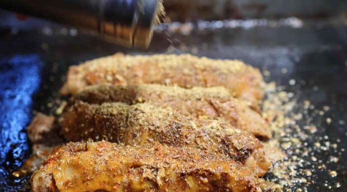 Kako pržiti ribu da se ne raspadne i ne zalepi za tiganj? Samo 1 trik provereno radi, a domaćice za njega ne znaju