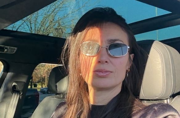 Vesna iz Medveđe rodila 8 sinova i 1 ćerku, njen život sa mužem Slobodanom ostavlja Srbe bez teksta: Nema dadilju, sve postiže sama, a izgledom oduzima dah