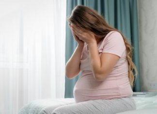 IZBACIO JE TRUDNU ŽENU IZ KUĆE NAKON ŠTO JE ONA UDARILA NJEGOVU MAJKU! Ispovest muškarca koji je morao da bira između ljubavi majke i žene, evo šta se dogodilo