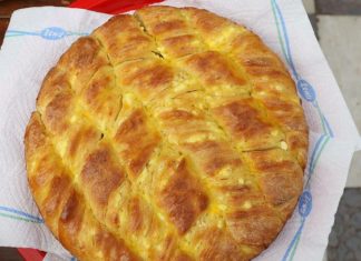 Lisnata pogača sa Zlatara: Recept koji je zaludeo domaćice – mekša od pamuka, hrskava spolja, nestaje za 5 minuta!
