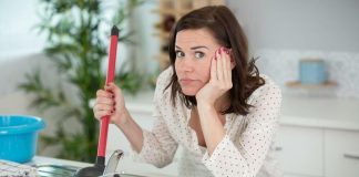 7 navika zbog kojih vam se sudopera stalno zapušava: Majstor će biti razočaran i neće više zadovoljno trpljati rukama