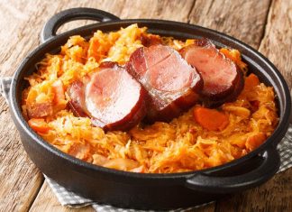 Južnjački specijalitet od kojeg ide voda na usta: Ručak sa suvim mesom zbog kojeg se “macka” tepsija