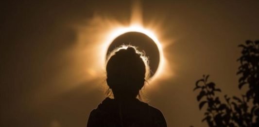 Kako iskoristiti moć 17. februara? Eklipsa i mlad mesec otvaraju snažan energetski portal i donose nagle promene