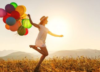 Veliki mesečni horoskop za mart: Venera budi strasti, a retrogradni Merkur donosi nove drame