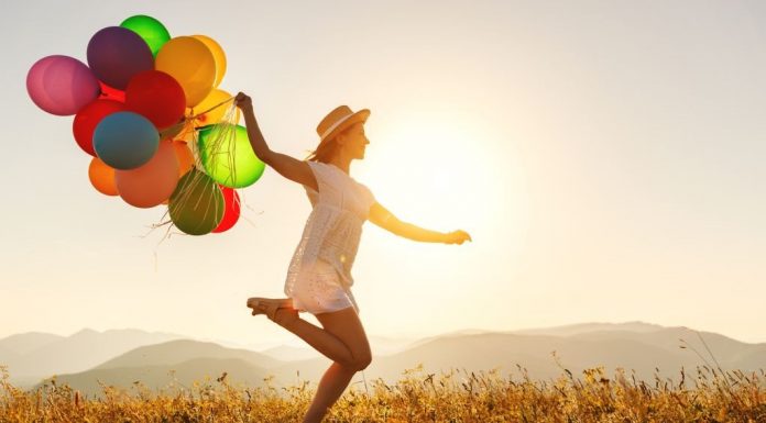 Veliki mesečni horoskop za mart: Venera budi strasti, a retrogradni Merkur donosi nove drame