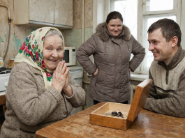 Ključevi iznenađenja: Neobičan susret sa budućom svekrvom koji je promenio sve