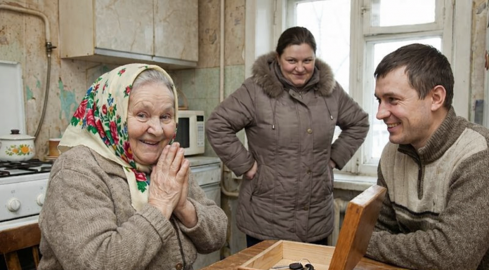 Ključevi iznenađenja: Neobičan susret sa budućom svekrvom koji je promenio sve