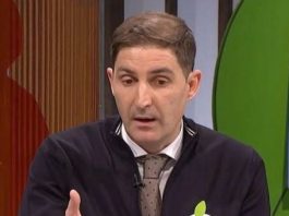 SAVETI DR ČUBRILA ZA BRZO PRAŽNJENJE CREVA: “Pred spavanje pojedite ovu voćku i ona će očistiti creva kao buldožer”