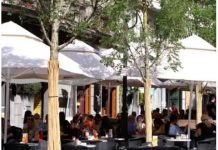 Gost zvao konobara da mu objasni grešku u računu i pita “Momak, šta si ti imao iz matematike”, a zbog njegovog odgovora je propao u zemlju