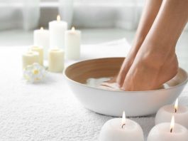 NEVJEROJATNI REZULTATI NAMAKANJA STOPALA U JABUČNOM OCTU: ISPROBAJTE OVU JEDNOSTAVNU METODU