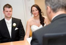 JOŠ NA VJENČANJU ZNAMO KO ĆE SE RAZVESTI: Matičari otkrili šta odaje parove! Ovo su NEPOGRIJEŠIVI ZNACI da će DOĆI do razlaza