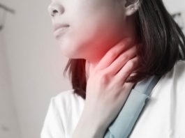 9 uzroka nakupljanja sluzi u grlu i kako je se učinkovito i prirodno riješiti