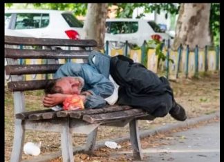 DEVOJKA IZ NOVOG SADA UDELILA BESKUĆNIKU, kad je progovorio shvatila je ko je iza izmučenog lica: UKOPALA SE U MESTU