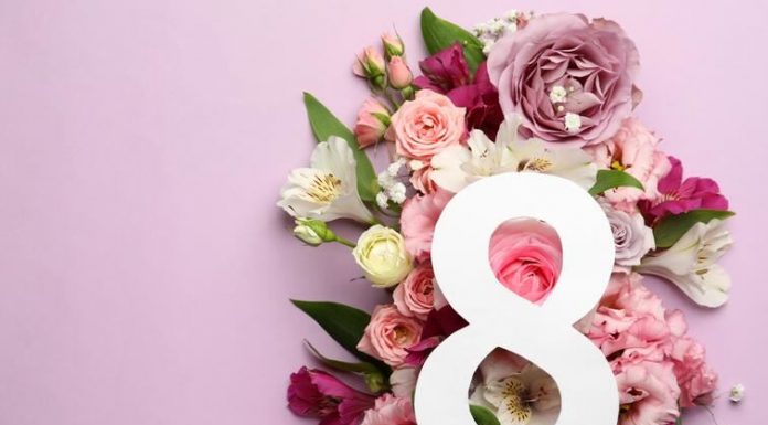 Koje poklone treba izbegavati za 8. mart: Ovo cveće se nosi na groblje i nipošto ne sme da se poklanja damama