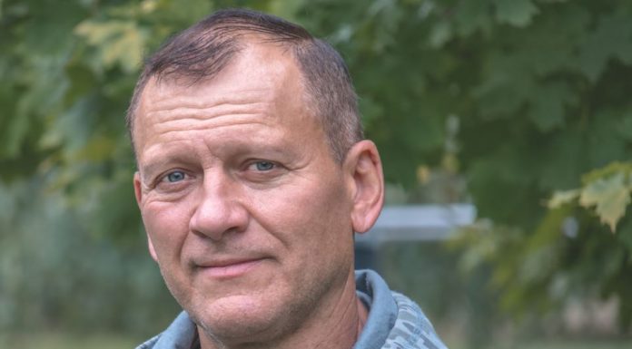 Kad mi se ćerka razbolela nalazi krvi otkrivaju da joj nisam biološki otac: Žena nakon toga nestaje bez traga a u bolnici mi nepoznata žena otkriva bolnu istinu