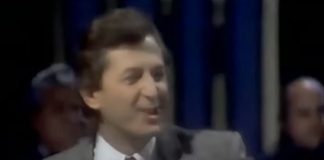 Naš čuveni pevač godinama varao ženu, a onda je ljubavnica otkrila detalje koji su tresi Srbiju: Pod stare dane postao hadžija i promenio život iz korena