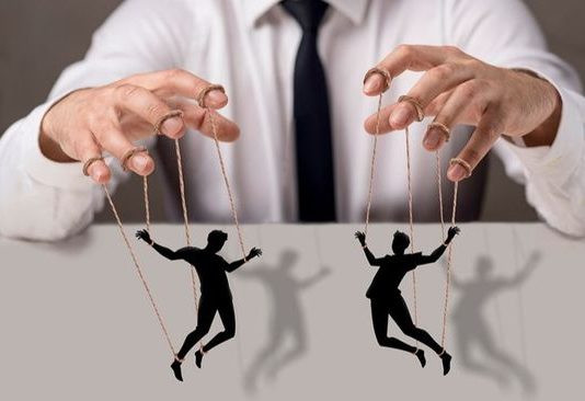 Ove 3 rečenice izgovaraju najgori manipulatori! Ako čujete da govore ovo, odmah bježite od takvih narcisa