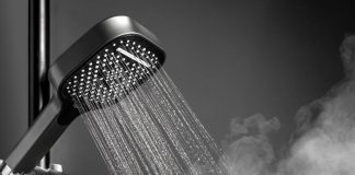 Šta je “tamno tuširanje” i da li zaista može da vam pomogne da spavate bolje?