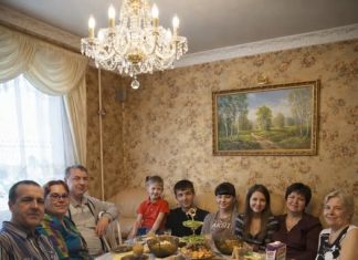 Pukla sam za stolom: Svekrva je cijelu večer ponižavala mene i moju hranu, ali moj potez ih je ostavio bez riječi