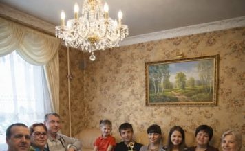 Pukla sam za stolom: Svekrva je cijelu večer ponižavala mene i moju hranu, ali moj potez ih je ostavio bez riječi