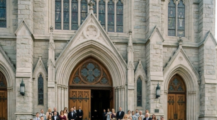 Moj bivši muž me pozvao na vjenčanje kako bi svi mogli vidjeti koliko „loše“ živim — a onda me milijarder nazvao s nepoznatog broja i šapnuo…