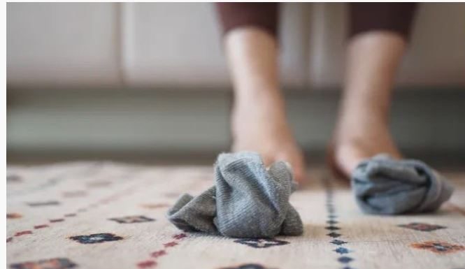 Nikada ne ostavljajte čarape pored kreveta: Evo i zašto