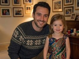 Sašio sam haljinu za školsku svečanost moje ćerke od svilenih marama moje preminule žene — jedna žena ju je direktno ismejala u sali.