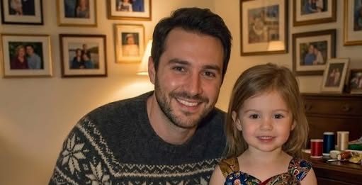 Sašio sam haljinu za školsku svečanost moje ćerke od svilenih marama moje preminule žene — jedna žena ju je direktno ismejala u sali.